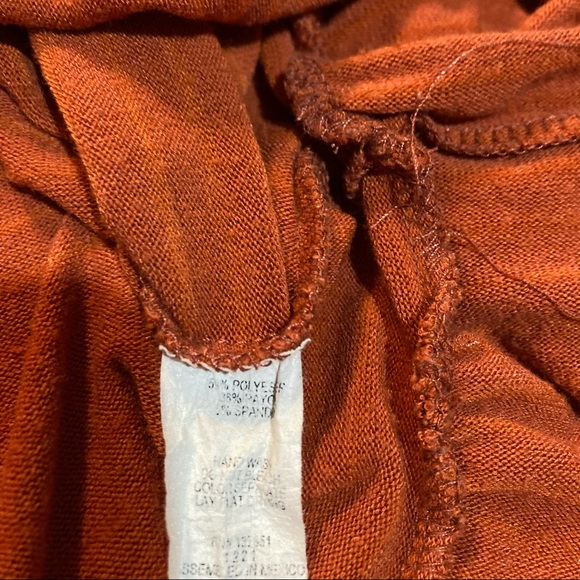 Live in the Moment Women’s Long Sleeve Burnt Orange Top Size XS - Picture 6 of 7